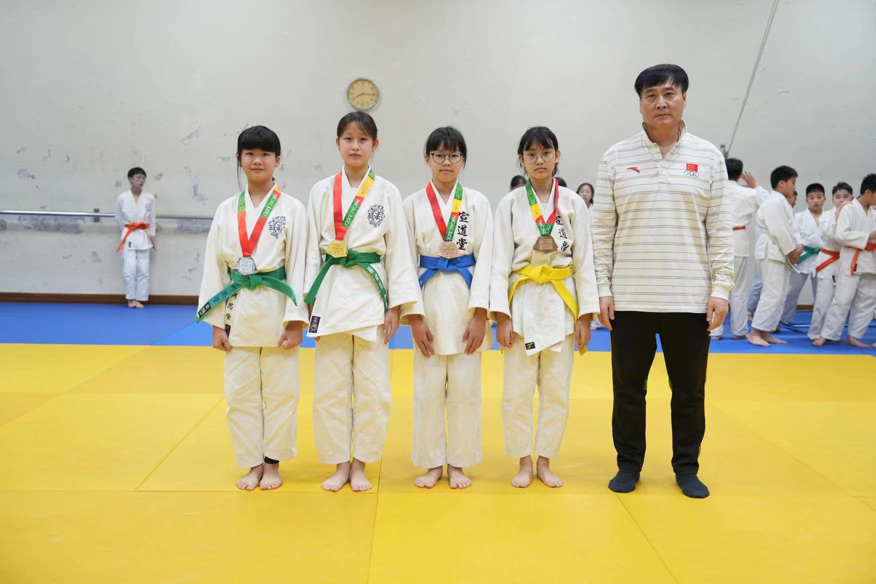 1 女子少年A組-44kg.jpg